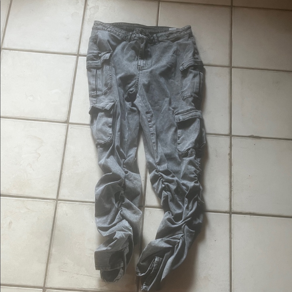 SHEIN Charcoal Cargo Pants for Men